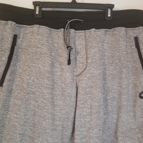 Akademiks Jogger/Sweatpants NWT Gray Zippered Leg - Picture 3 of 8